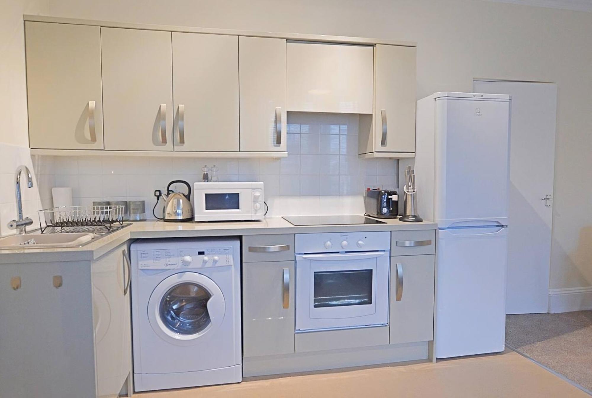 Apartment Lisburne Palms Lovely, Spacious 2-bed Flat Near Harbour *