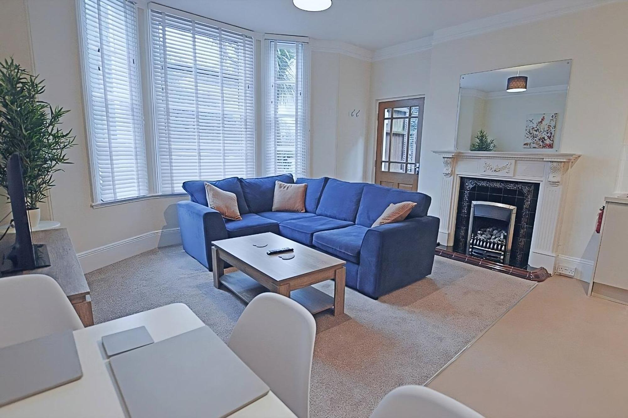 Lisburne Palms Lovely, Spacious 2-bed Flat Near Harbour Apartment Torquay